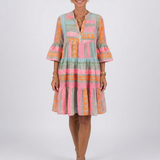Maelle | Rochie cu Imprimeu Geometric, Decolteu în V și Volane, Lungime până la Genunchi