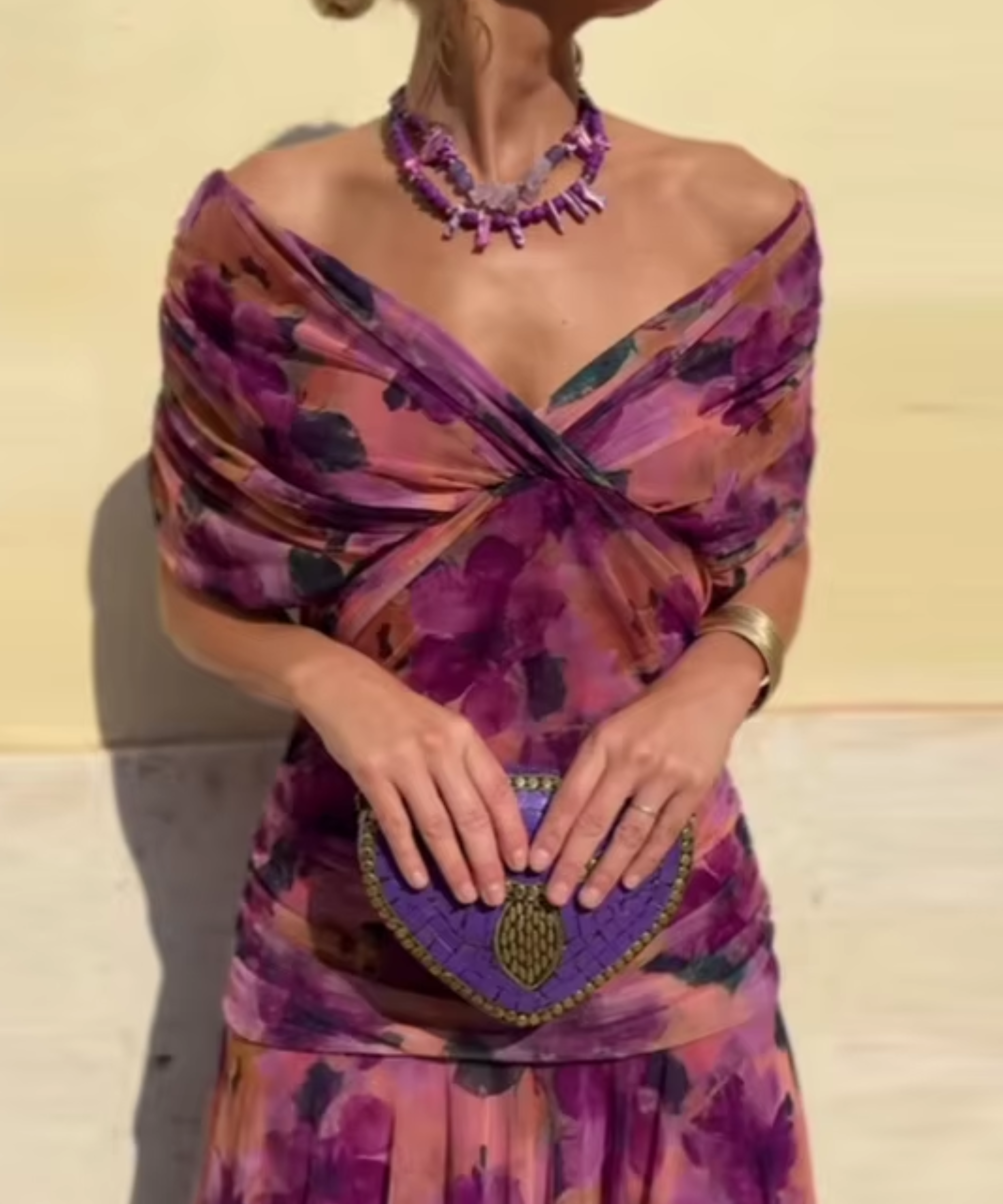 Rochie Luisa cu Decolteu în V