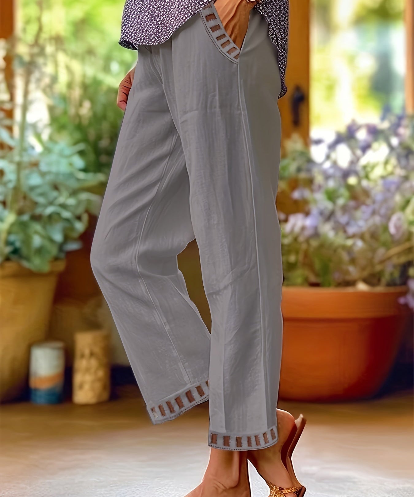 Wren – Pantaloni Croiți Relaxați cu Detalii Contrastante