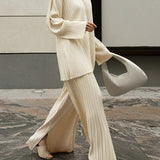 Set de pantaloni din două piese cu buzunare plisate, oversized