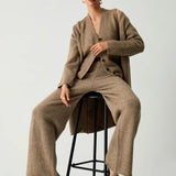 Cardigan lung din trei piese cu pantaloni casual