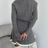 Set fustă cu rever și tricotat în cablu