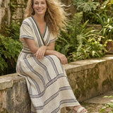 Thalassa | Rochie midi cu decolteu în V, mâneci scurte și talie înfășurată