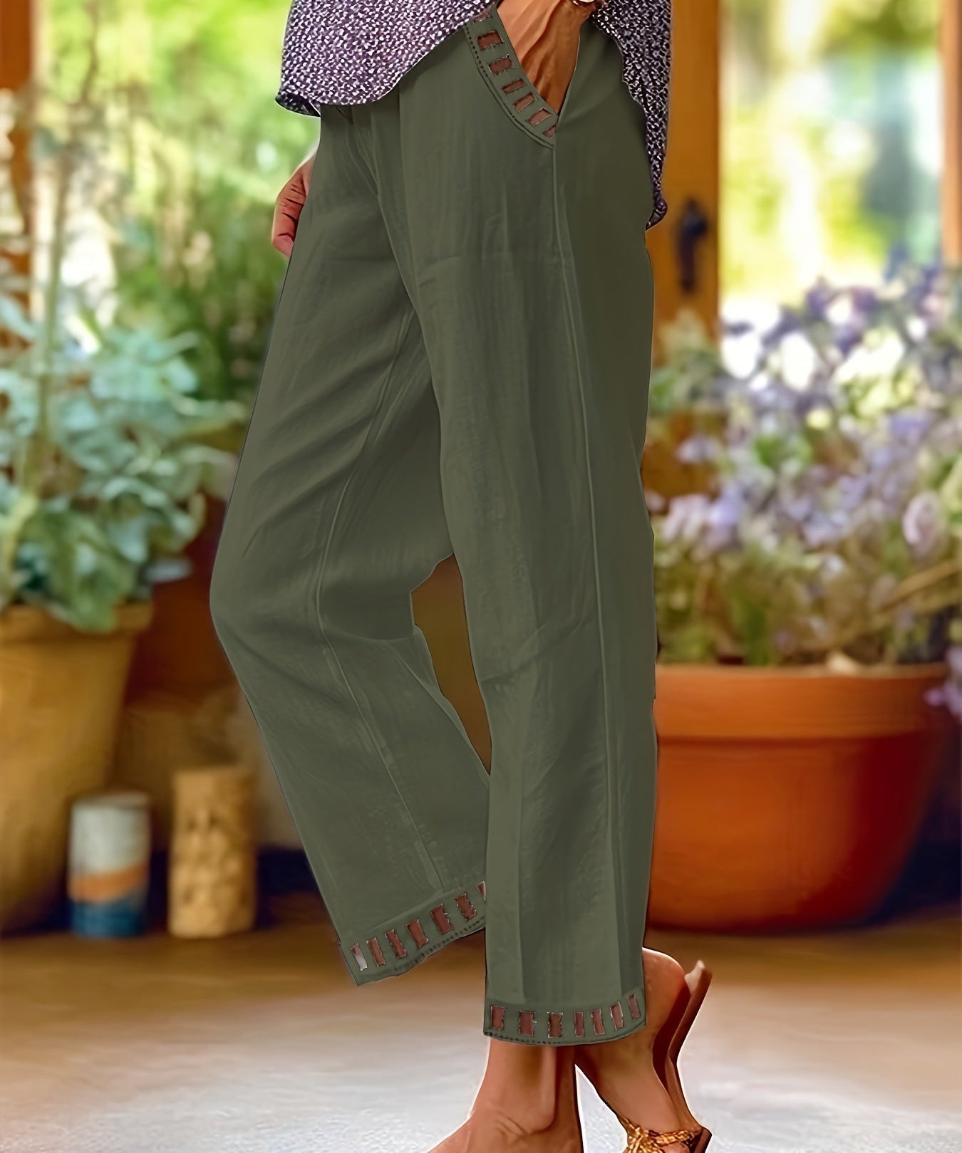 Wren – Pantaloni Croiți Relaxați cu Detalii Contrastante